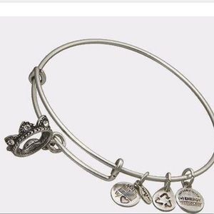 Alex and Ani Queen's Crown Bangle Bracelet